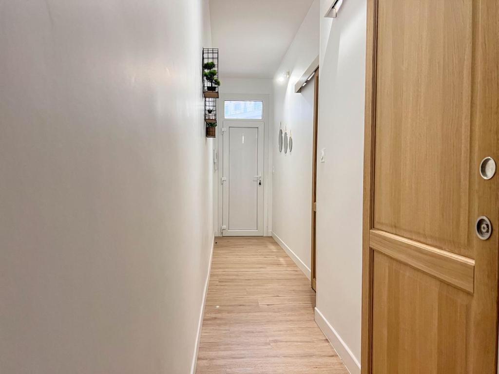 Appartement Vue Mer Parking Prive Place Med Canet-en-Roussillon Exteriör bild