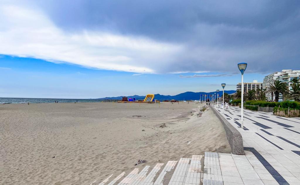 Appartement Vue Mer Parking Prive Place Med Canet-en-Roussillon Exteriör bild